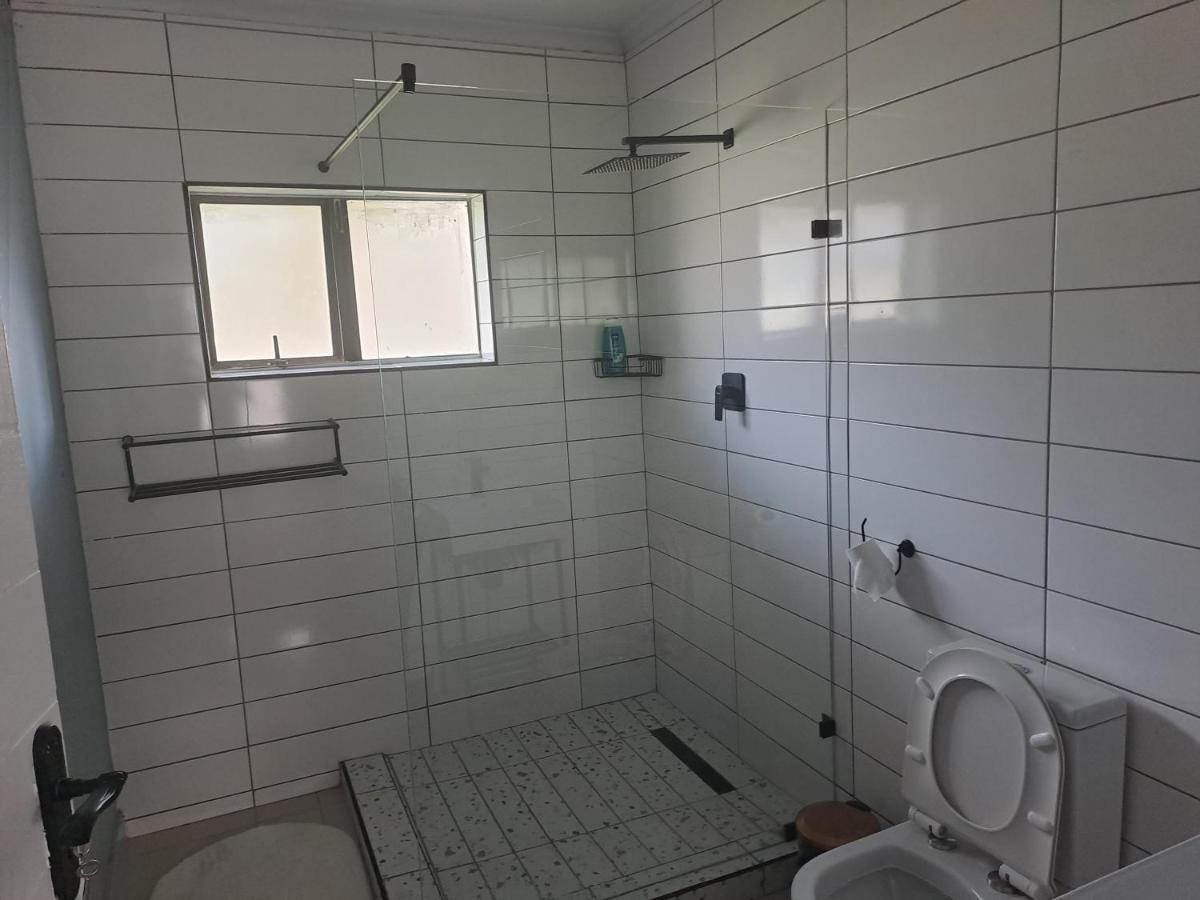 Mint Guesthouse Randfontein Buitenkant foto